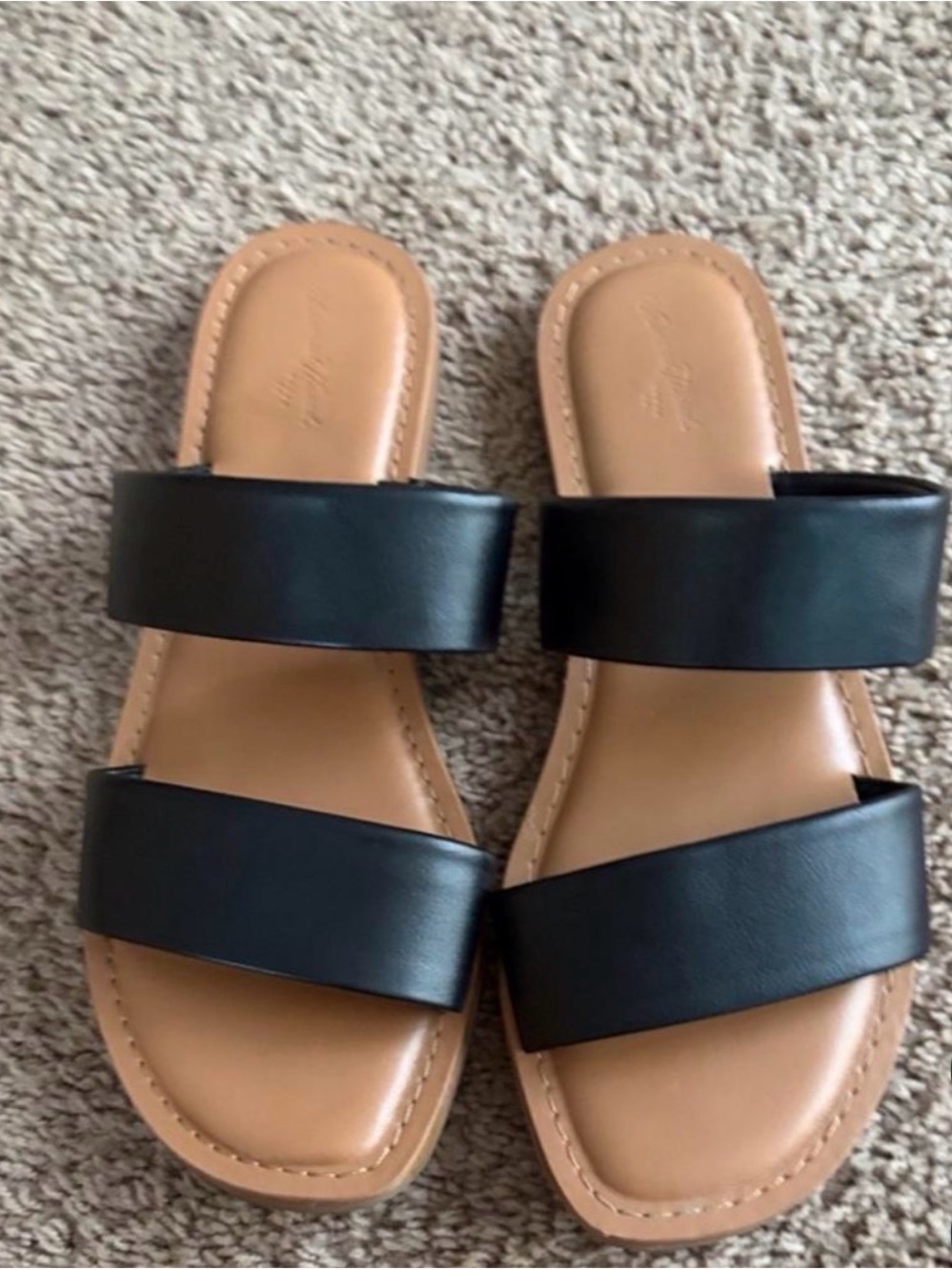 Universal Thread Black Double-Strap Slide Sandals with Tan Footbed